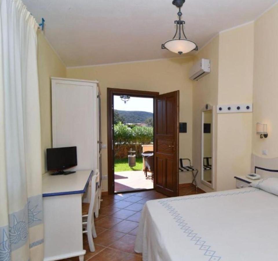 Li Suari Club Village Сан-Теодоро Екстер'єр фото