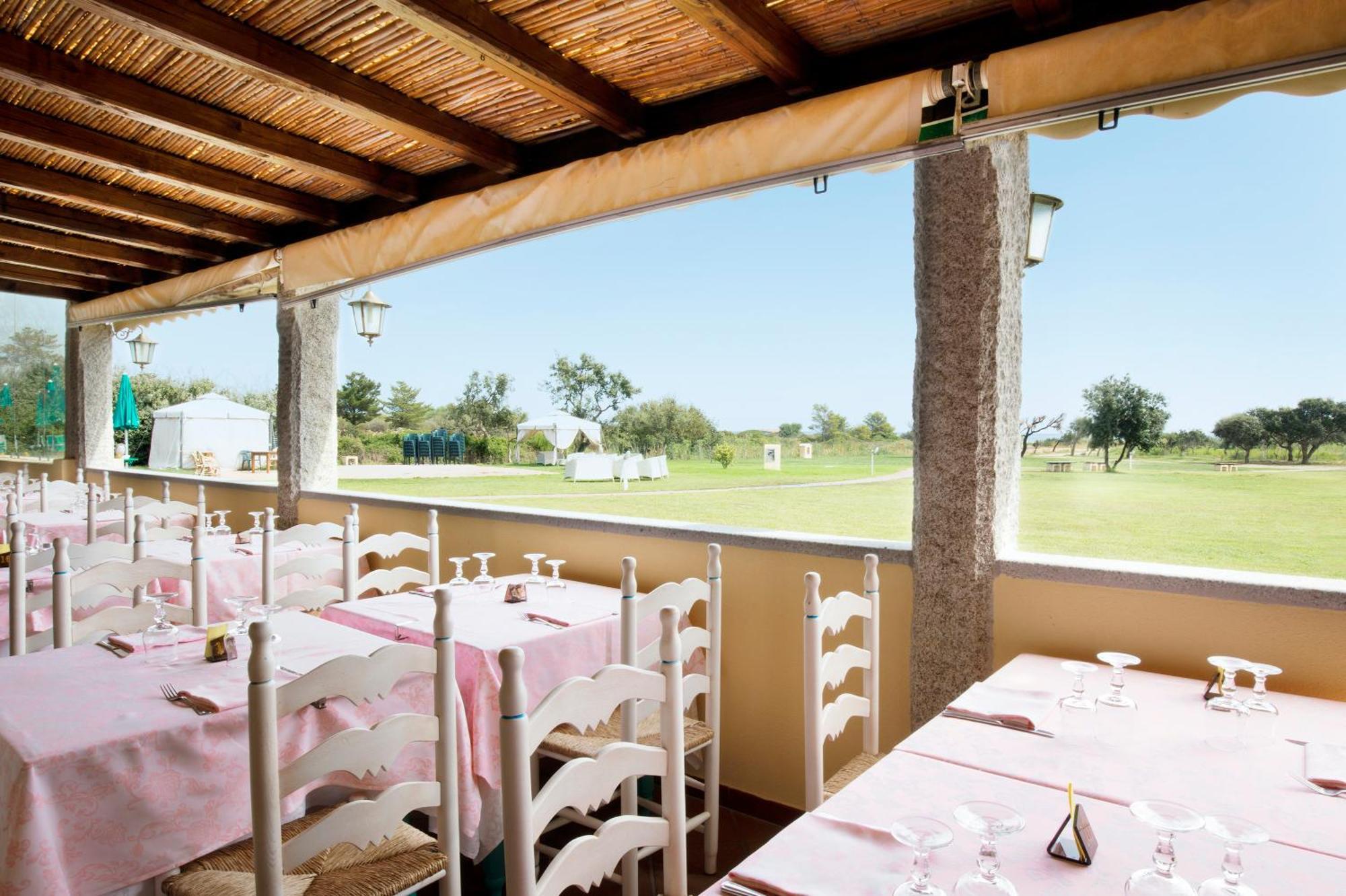 Li Suari Club Village Сан-Теодоро Екстер'єр фото