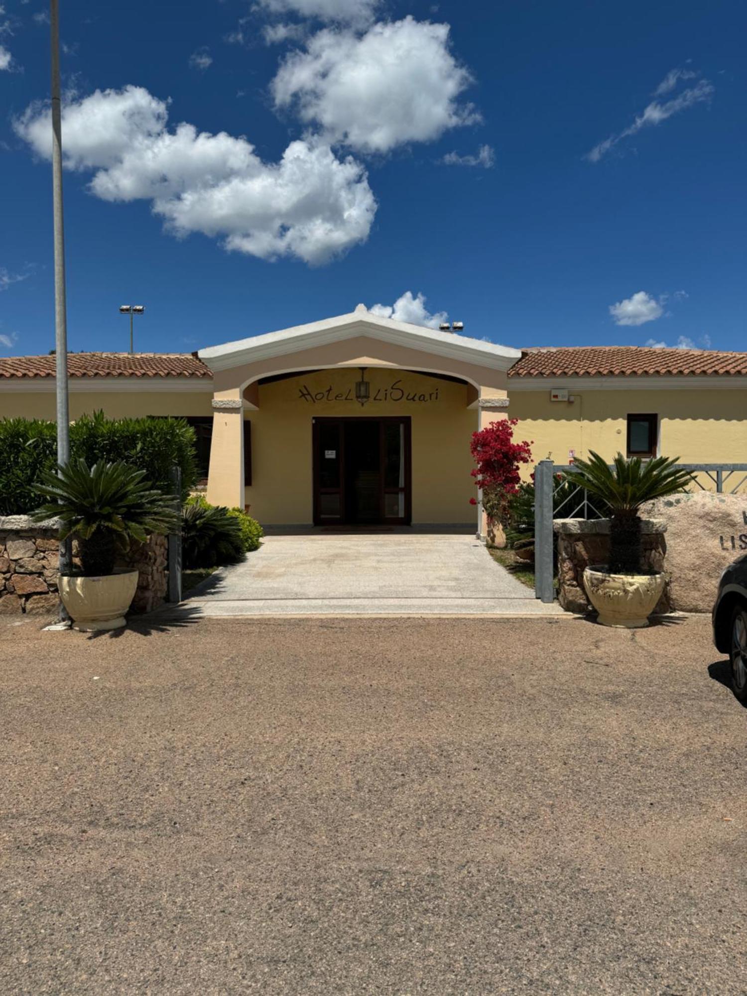 Li Suari Club Village Сан-Теодоро Екстер'єр фото