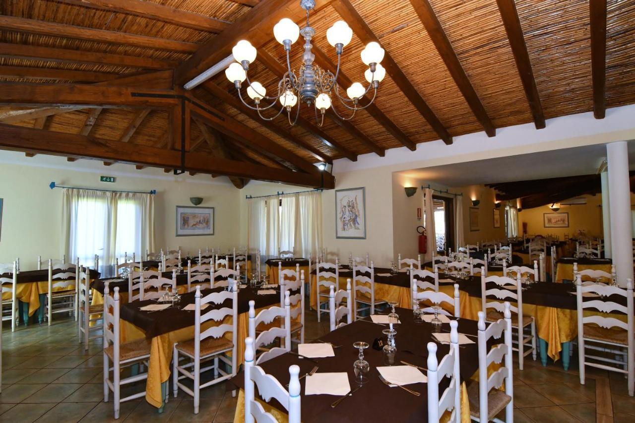 Li Suari Club Village Сан-Теодоро Екстер'єр фото